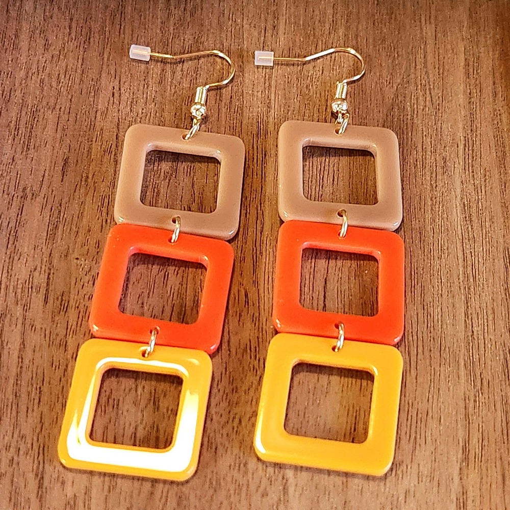 Retro Geometric Square Tiered Dangle Earrings Orange Yellow Tan Gold Tone 3.25"